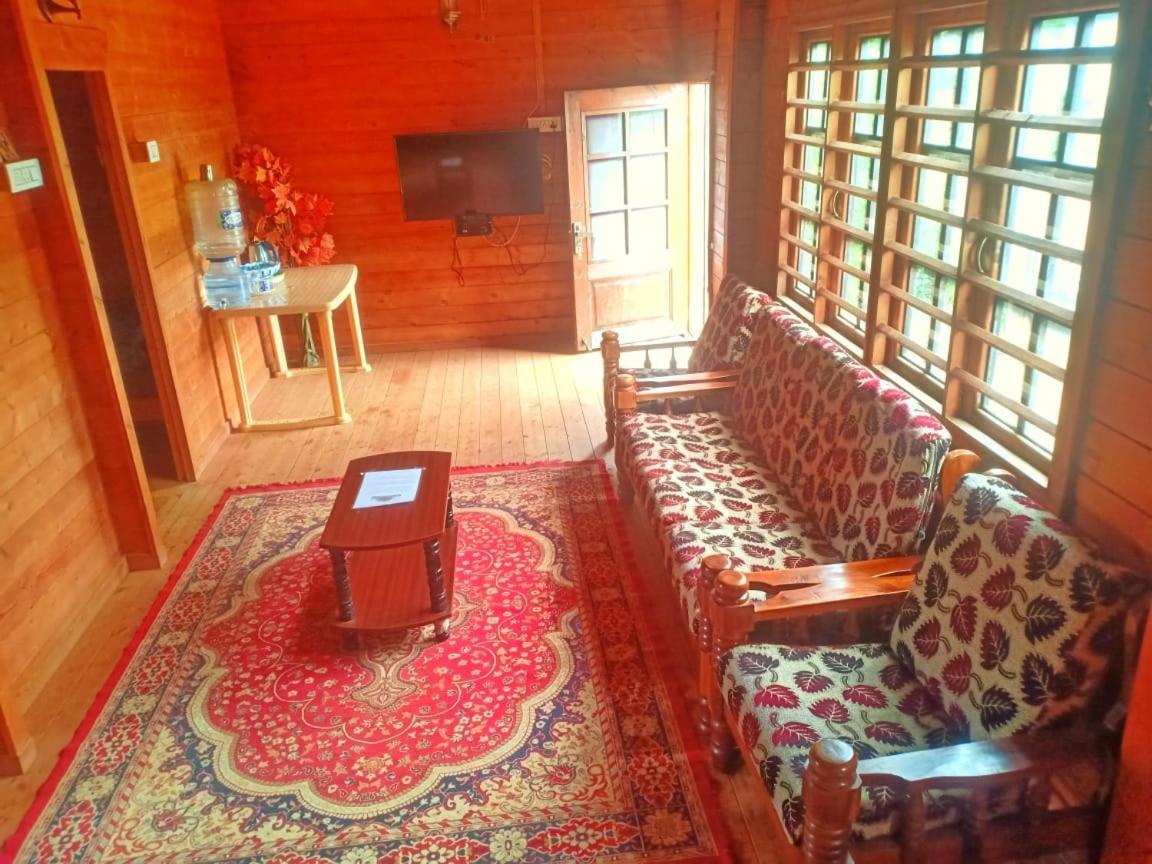 Joy Eco Woodhouse - 5 Bhk House (Adults Only) Villa Ooty Kültér fotó